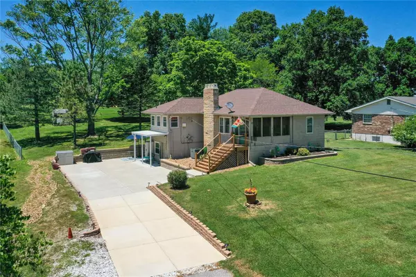 106 Mar El CT, Ellisville, MO 63011