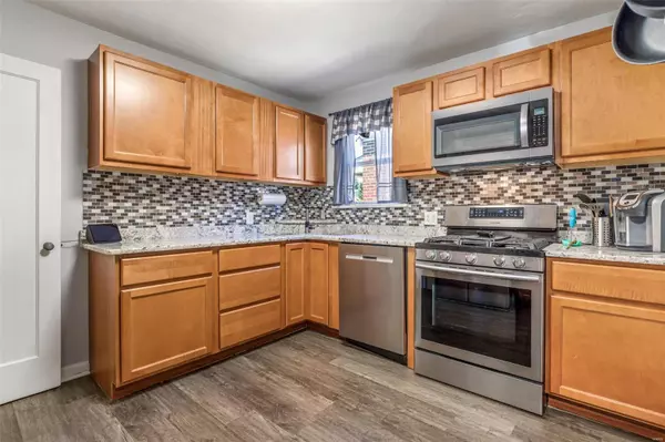 Unincorporated, MO 63125,231 W Loretta AVE
