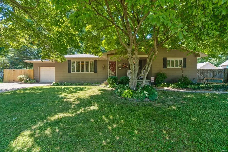 205 Mulberry ST, Scott City, MO 63780