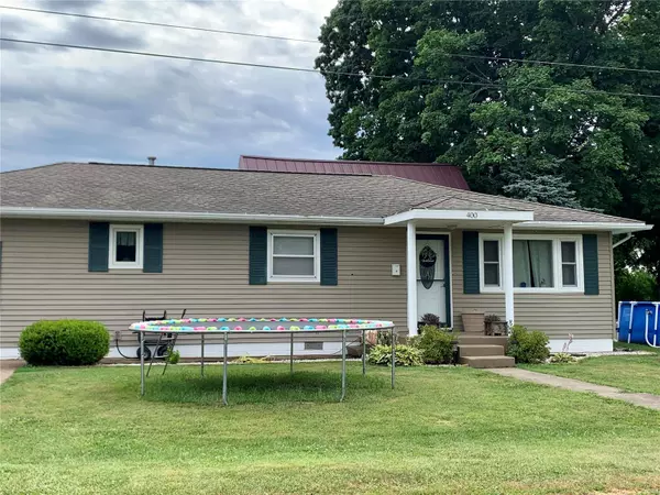 400 N 11th ST, Canton, MO 63435