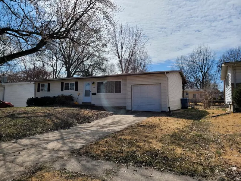 2280 Pheasant DR, Florissant, MO 63031