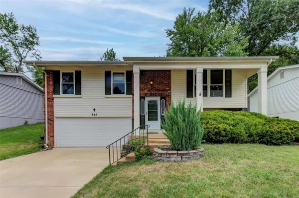 Ballwin, MO 63021,845 Village Meadow DR