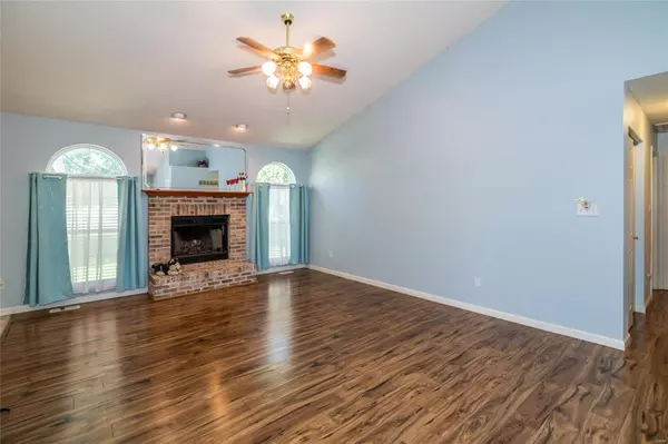 Festus, MO 63028,1 Pueblo CIR