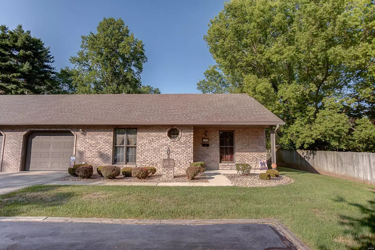 Belleville, IL 62221,1828 West BLVD #D