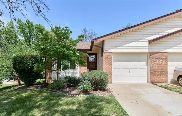 St Peters, MO 63376,241 Timberbrook DR #G