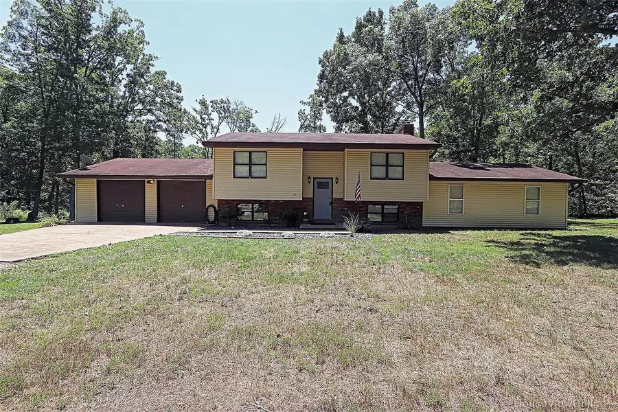 670 Hwy AA, Farmington, MO 63640