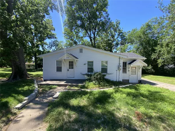 St Ann, MO 63074,3745 Dixie DR