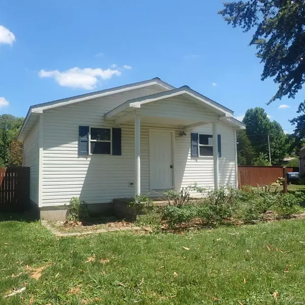 Litchfield, IL 62056,1104 N Locust ST