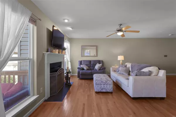 St Louis, MO 63129,1308 Millbay CT