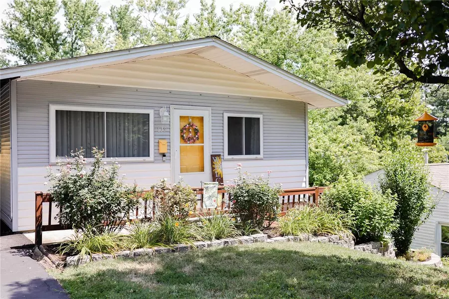 639 Robert AVE, Ferguson, MO 63135