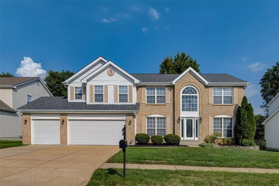 742 Bellerive Manor DR, Creve Coeur, MO 63141