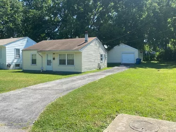 Berkeley, MO 63134,6302 Washington AVE