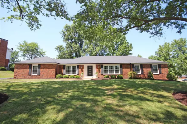 St Louis, MO 63141,353 Conway Gardens CT