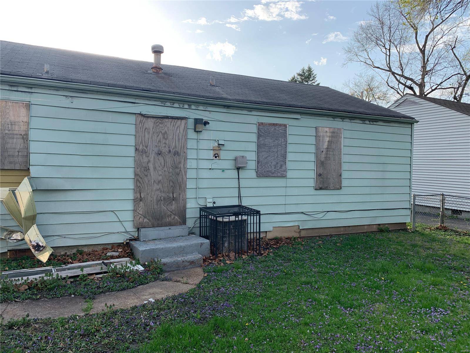 Berkeley, MO 63134,6330 Washington