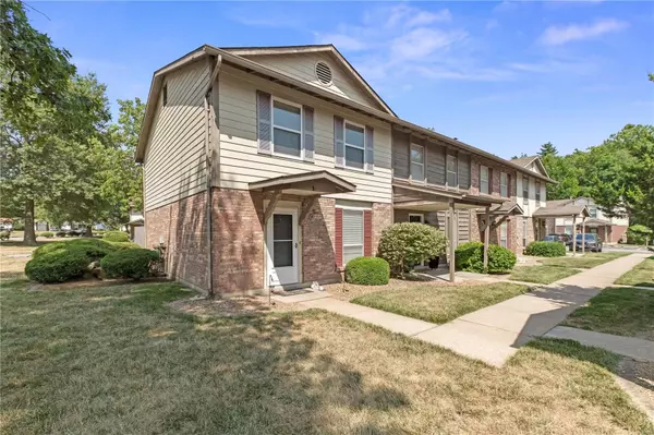 St Peters, MO 63376,37 Park Charles BLVD #C