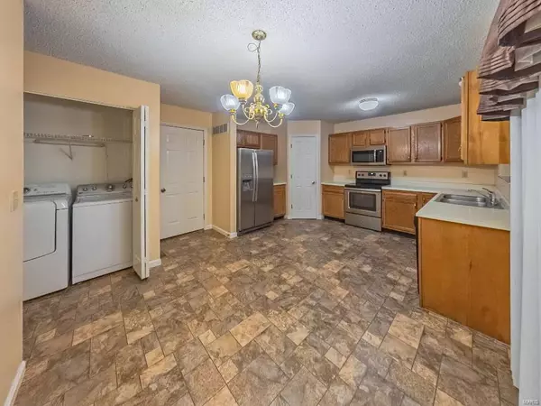St Peters, MO 63376,3 Woodmont