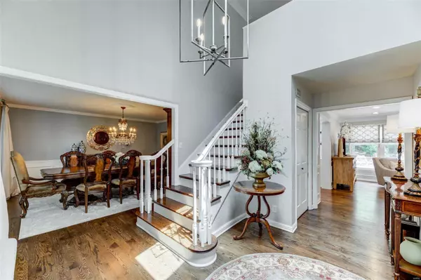 Creve Coeur, MO 63141,228 Litcheford CT