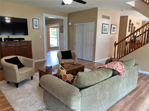 Ballwin, MO 63021,260 Magnolia Trace DR