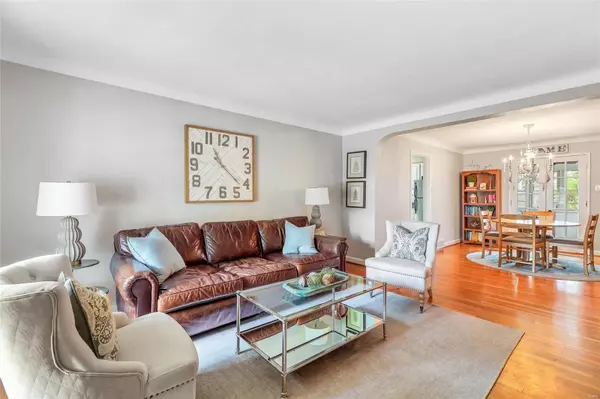 Brentwood, MO 63144,8716 Litzsinger DR