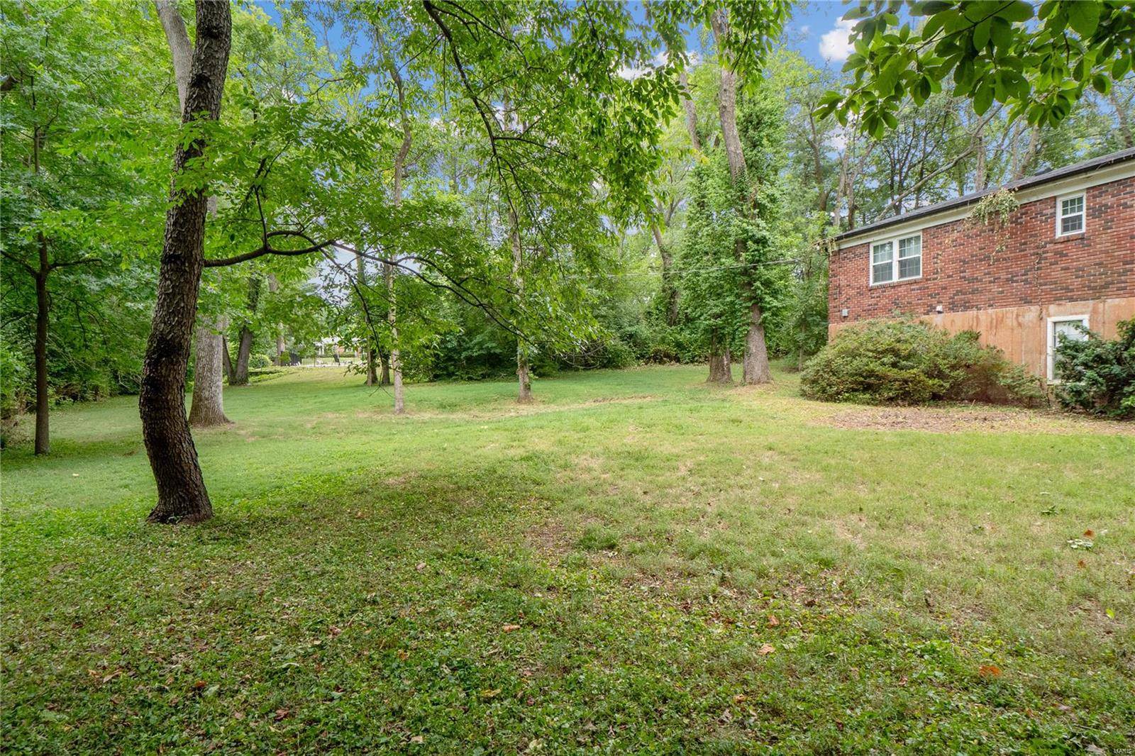 Frontenac, MO 63131,25 Lynnbrook RD
