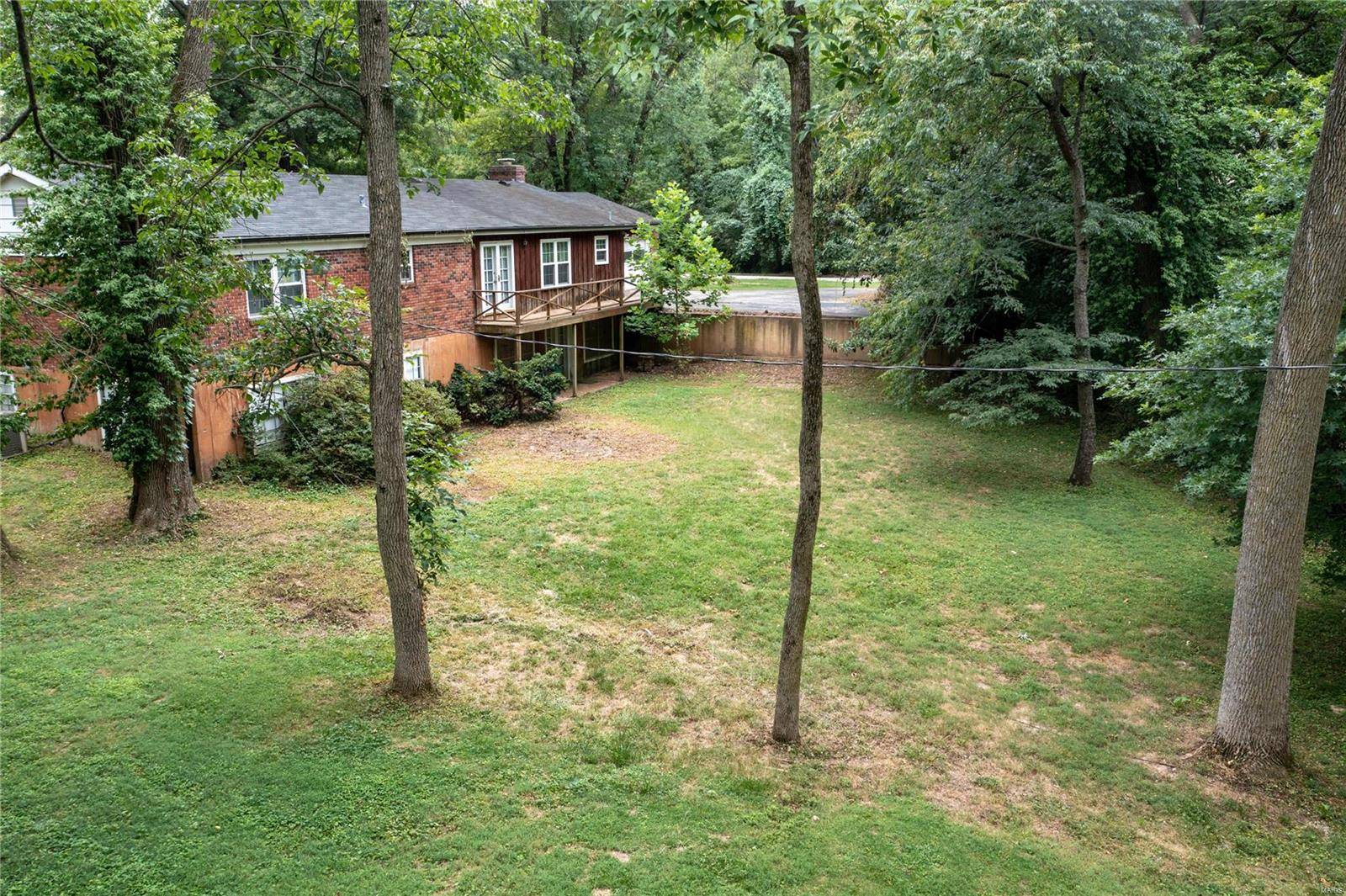 Frontenac, MO 63131,25 Lynnbrook RD