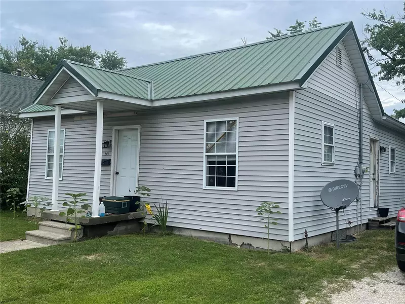 501 Maple AVE, Jerseyville, IL 62052