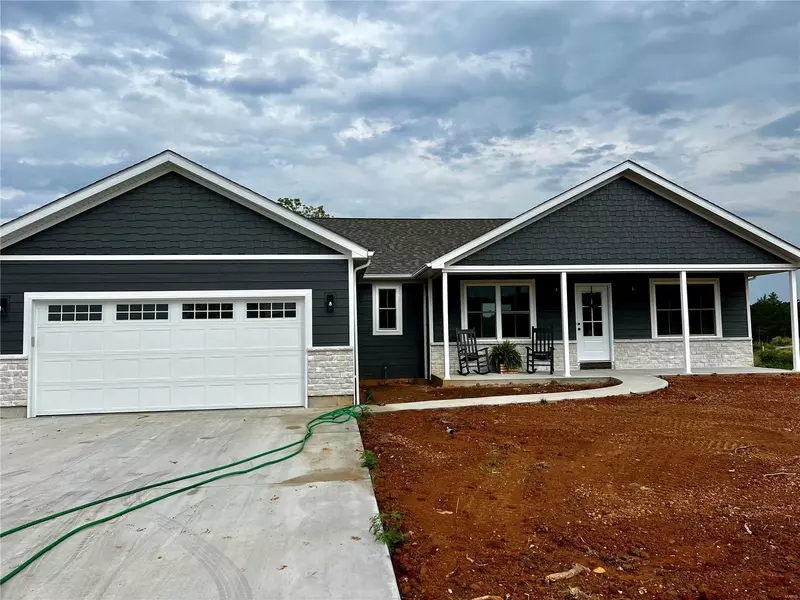 10189 Riehl Farm DR, Potosi, MO 63664