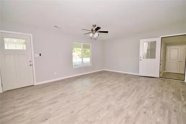 De Soto, MO 63020,14016 Trails End DR