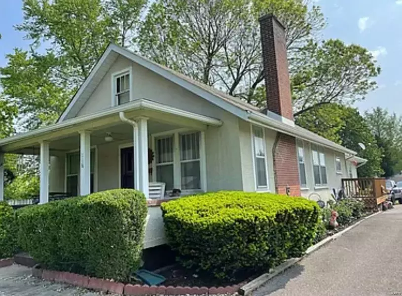 116 N Farmington RD, Jackson, MO 63755