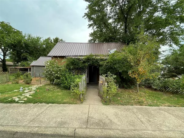 Lebanon, MO 65536,567 W Hayes ST