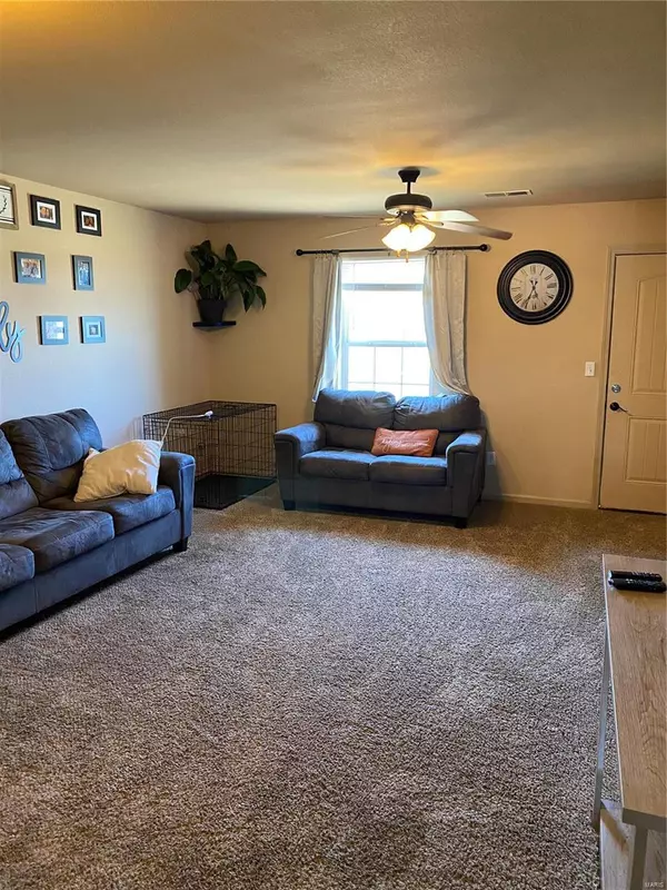 Waynesville, MO 65583,100 Edna St