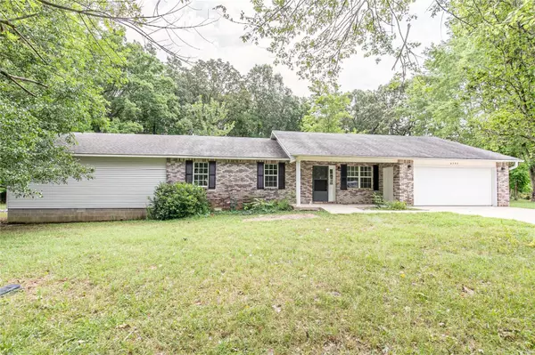 5702 Cedar Valley Dr,  Poplar Bluff,  MO 63901