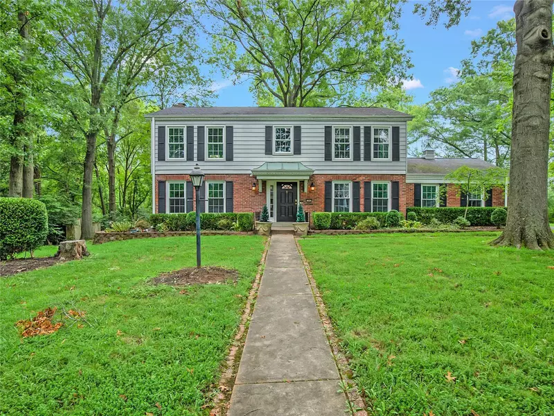 12823 Greenville LN, St Louis, MO 63141