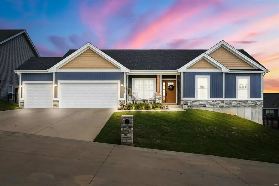 2902 Graham RD, Washington, MO 63090