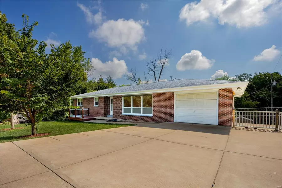 714 Oak AVE, Pevely, MO 63070