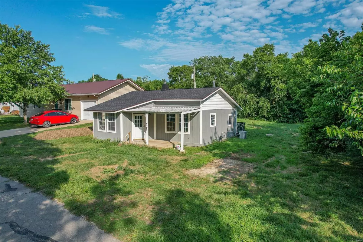 Lebanon, MO 65536,677 South ST