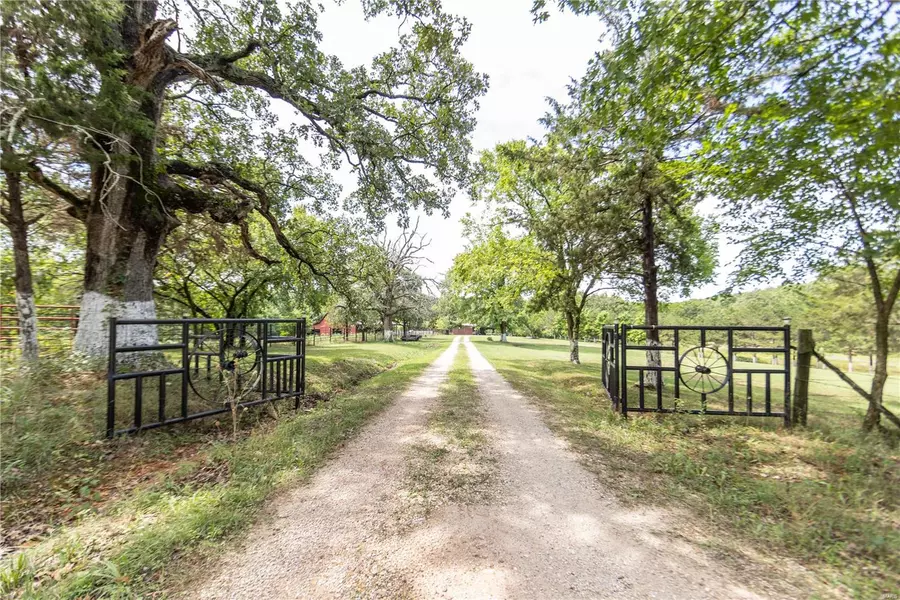 14699 County Road 4350, St James, MO 65559