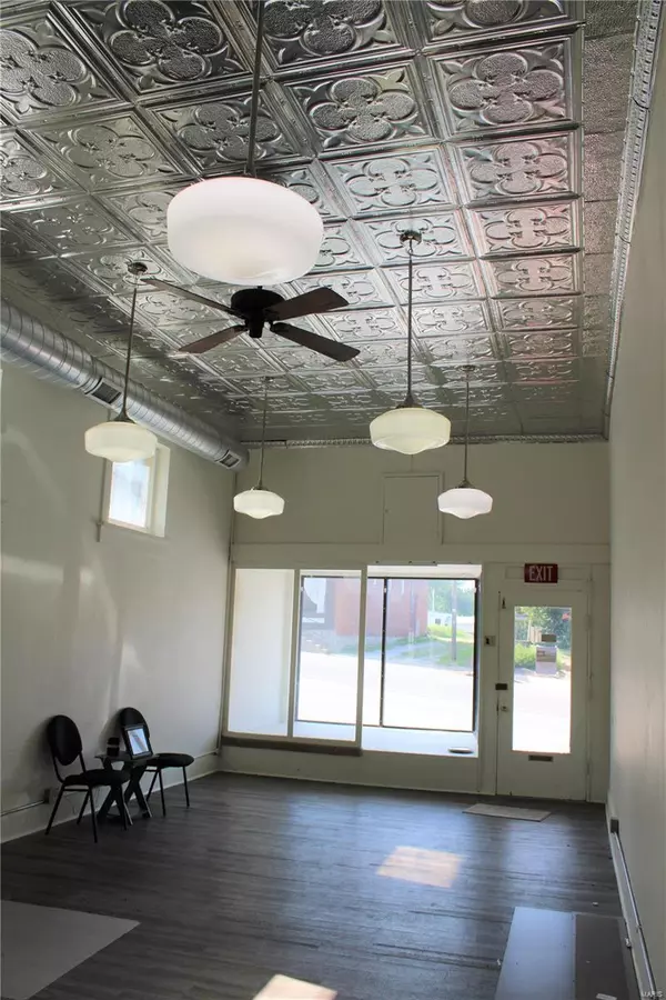 Elsberry, MO 63343,Address not disclosed