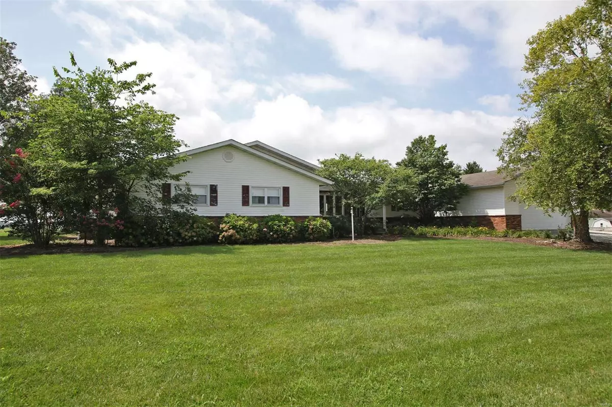 Hamel, IL 62046,9410 State Route 140