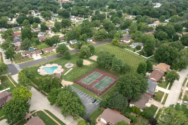 Unincorporated, MO 63129,2212 England Town RD