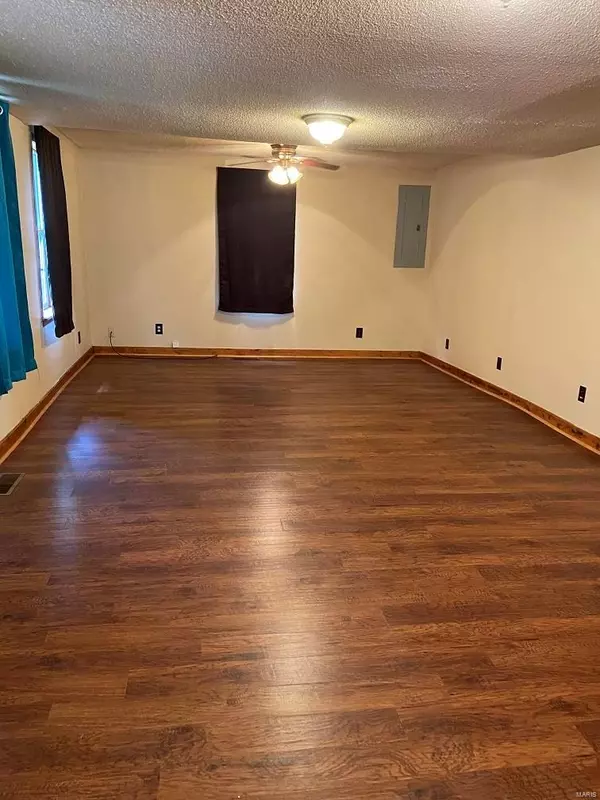 Poplar Bluff, MO 63901,821 Adam