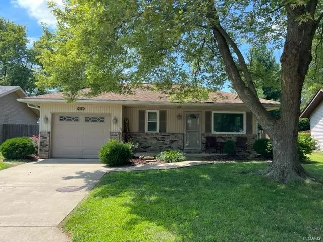 419 Deer, Moro, IL 62067