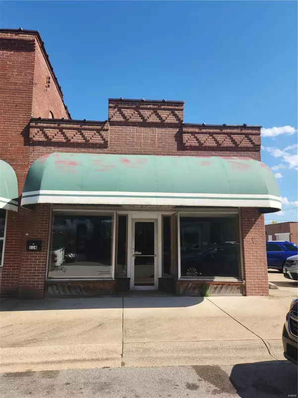Owensville, MO 65066,114 N 1ST ST