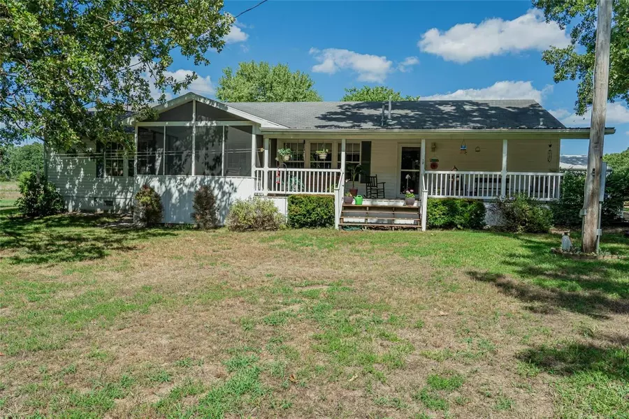 18296 DALLAS COUNTY LINE ROAD, Phillipsburg, MO 65722