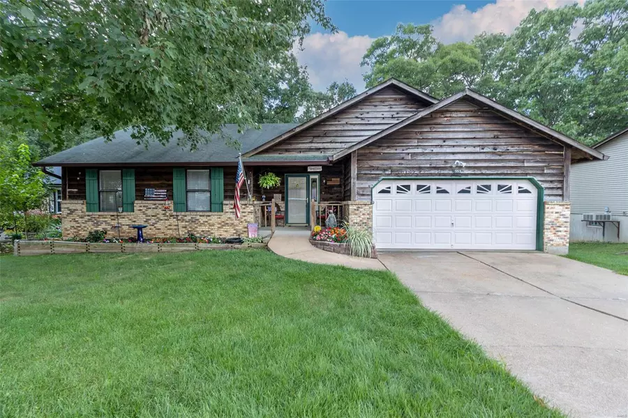 2553 Tricia LN, High Ridge, MO 63049