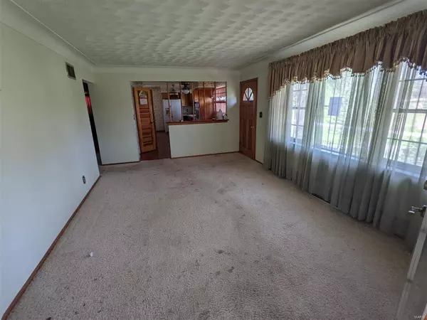 Glen Carbon, IL 62034,6057 State Route 162