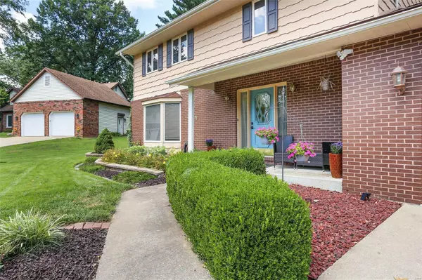 Glen Carbon, IL 62034,5 Shingle Oaks DR