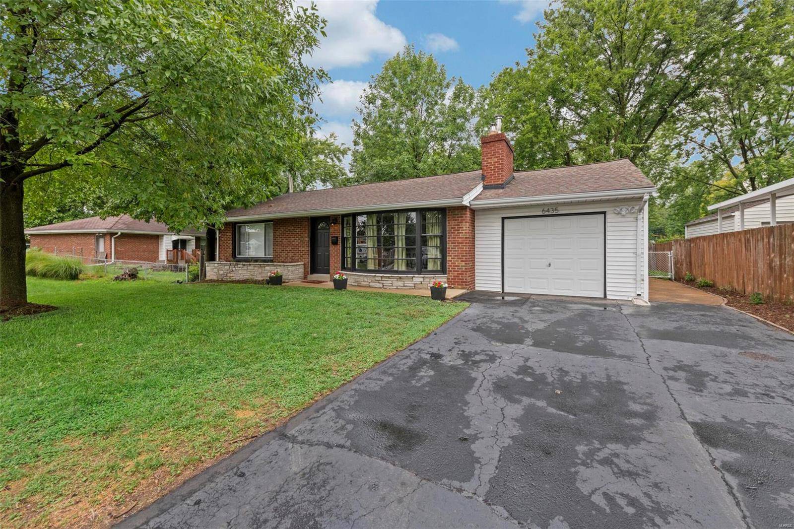 St Louis, MO 63123,6435 Weber RD