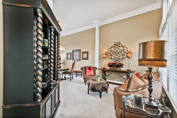Chesterfield, MO 63005,103 Chesterfield Bluffs DR
