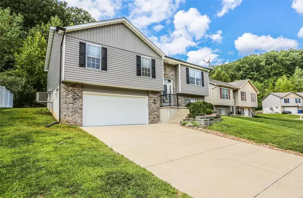 Imperial, MO 63052,3837 Country Club DR